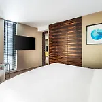 Grand Convention Center Hotel