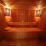 Grand Convention Center Hotel 5*