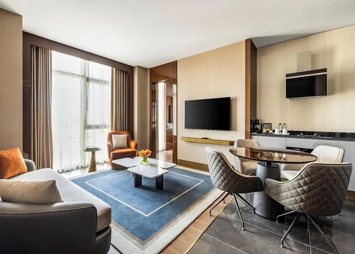 Grand Convention Center 5*