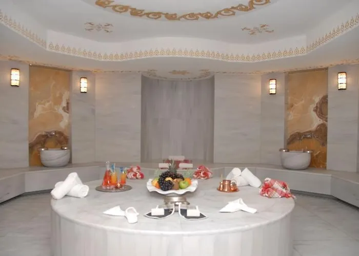 Grand Convention Center Hotel 5*