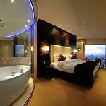 Grand Convention Center 5*