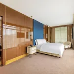Отель Grand Convention Center