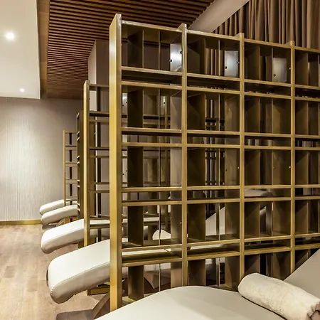 Intercontinental Grand By Ihg Szálloda
