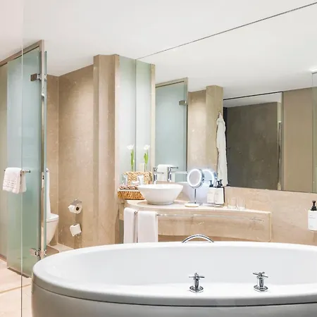 Intercontinental Grand By Ihg 5*