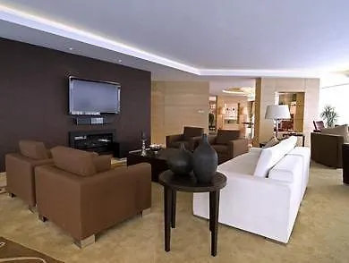 Grand Convention Center Hotel