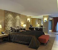 ومركز مؤتمرات Grand فندق 5*