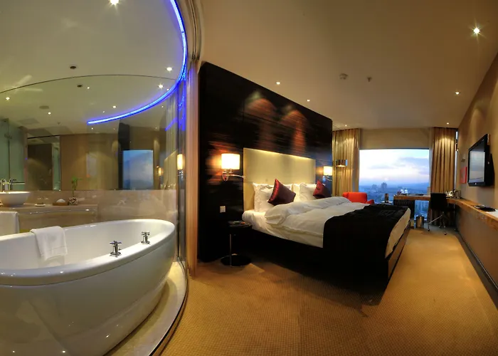 Grand Convention Center 5*