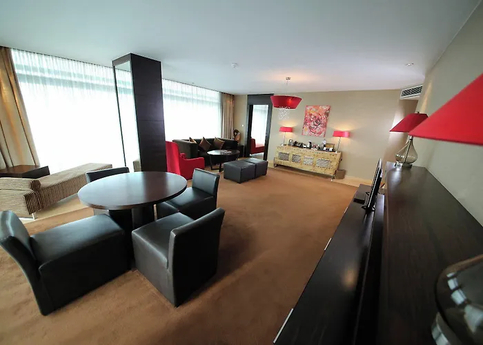 Hotel Grand Convention Center 5*