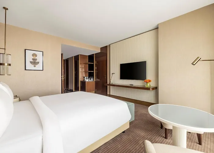 Hotel Grand Convention Center